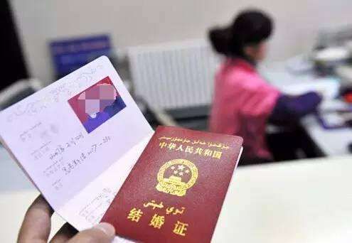 城乡房产证怎么领取手续(城乡房产证怎么领取手续办理)