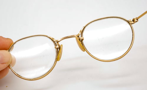 glasses（glasses眼镜是单数还是复数）[20240419更新]